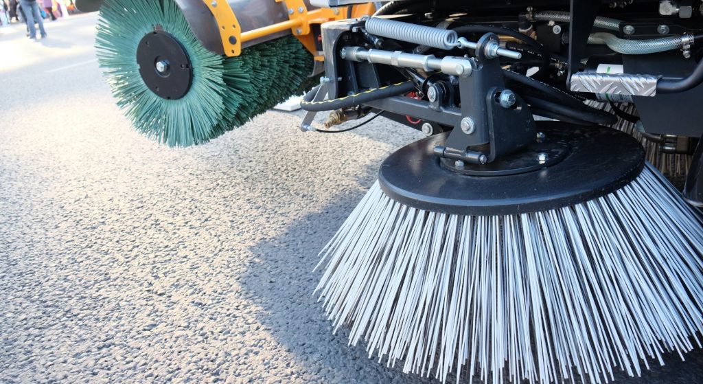 Sweeper Brush 1